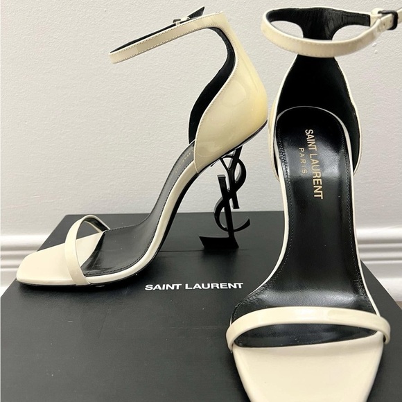 Saint Laurent Women's White Sandals - Picture 2 of 7